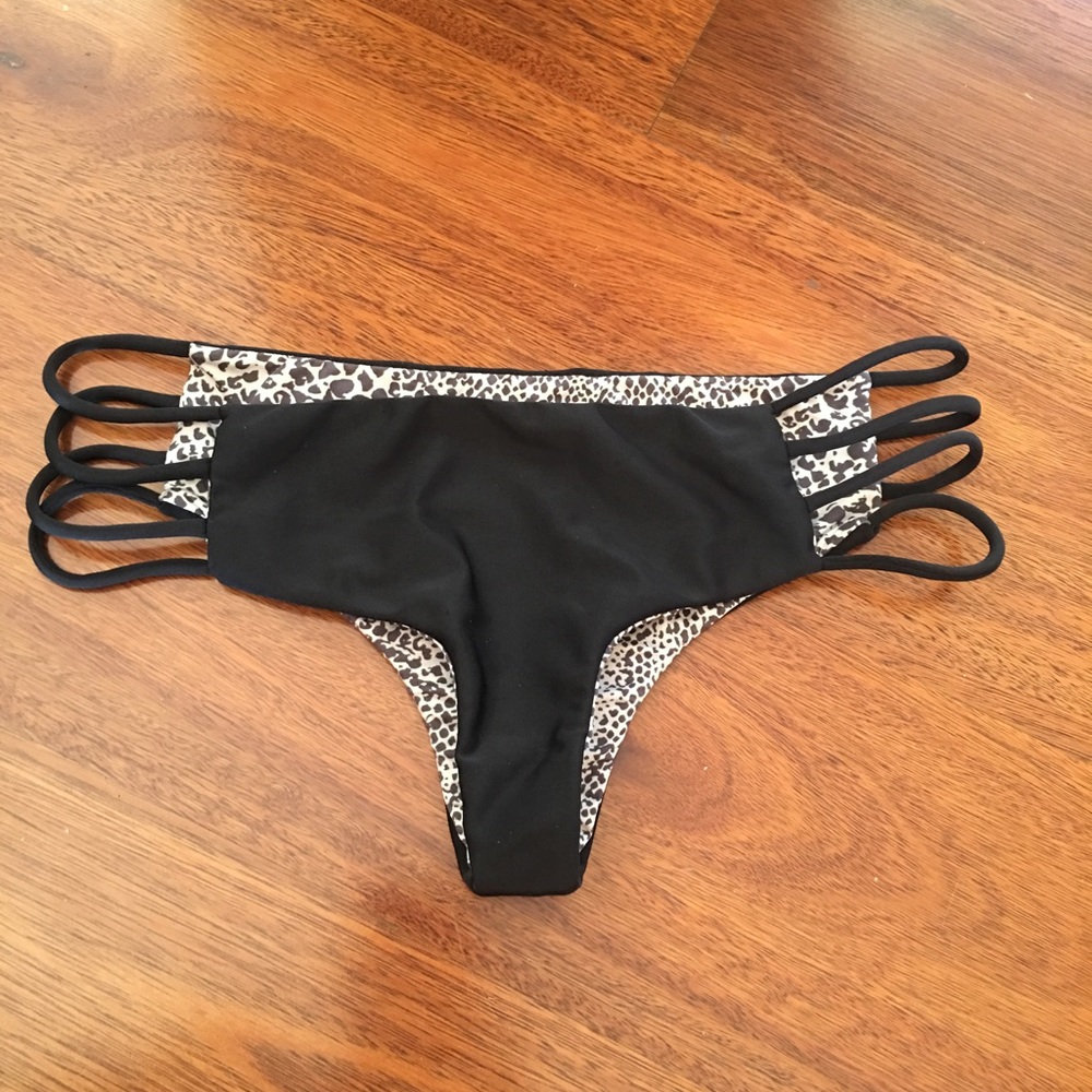 ACACIA Swimwear, Molokini bottom in Storm, size M
