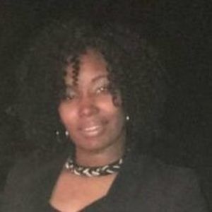 Meet your Posher, Denae