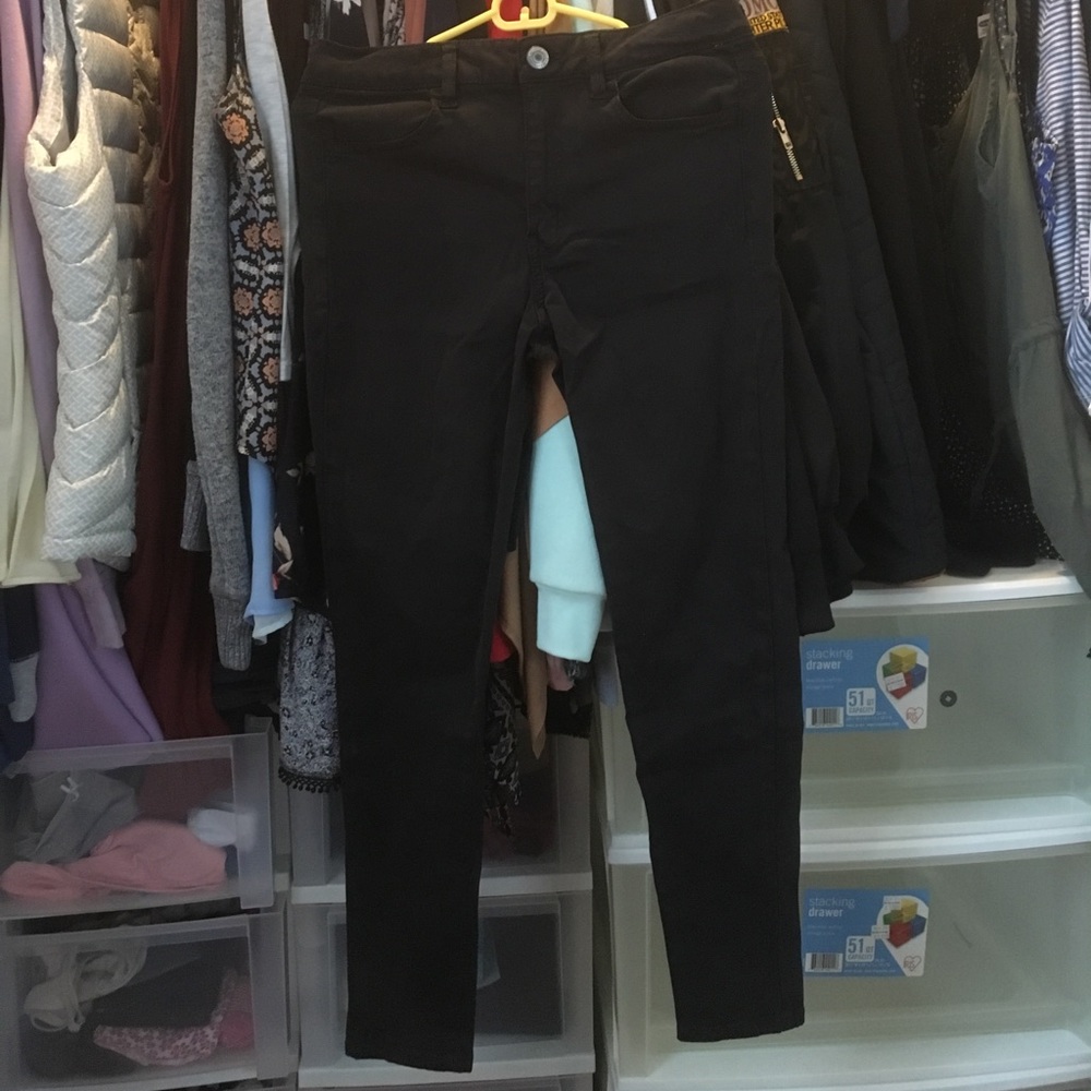 black american eagle jeans