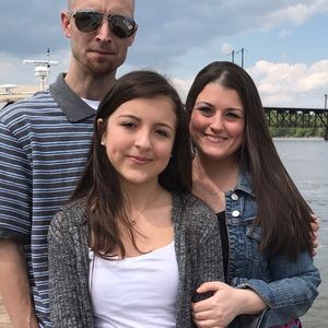 Meet your Posher, Dana