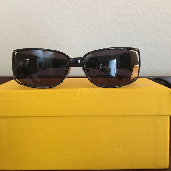 Fendi Sunglasses main image 4