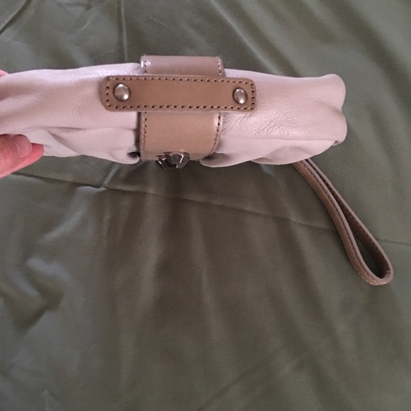 Kenneth Cole Gray Leather Clutch Bag - Picture 3 of 4