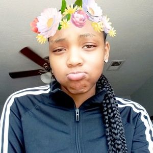 Meet your Posher, Raven