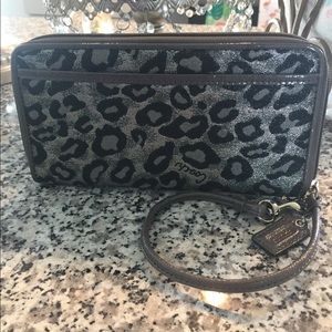 Coach Wallet/ Wristlet