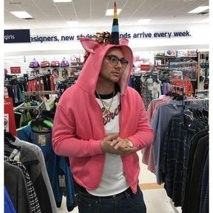 Meet your Posher, Ryan