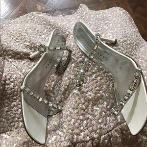 Richard Tyler Couture Shoes - Richard Tyler Sandal Sz 9.Silver Rhinestones Sexy Richard Tyler Couture Shoes - Richard Tyler Sandal Sz 9.Silver Rhinestones Sexy