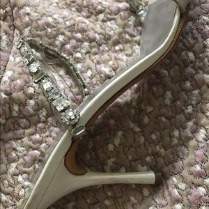 Richard Tyler Couture Shoes - Richard Tyler Sandal Sz 9.Silver Rhinestones Sexy Richard Tyler Couture Shoes - Richard Tyler Sandal Sz 9.Silver Rhinestones Sexy