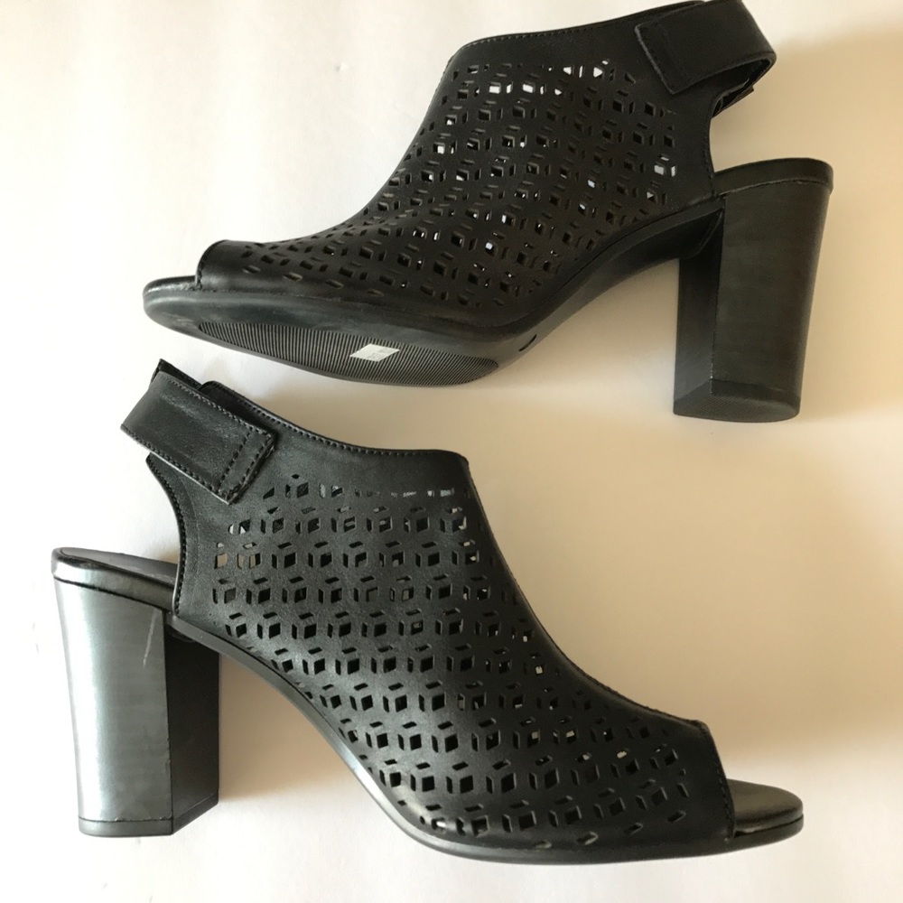 Bella Vita Italy laser cut leather peep toe heels