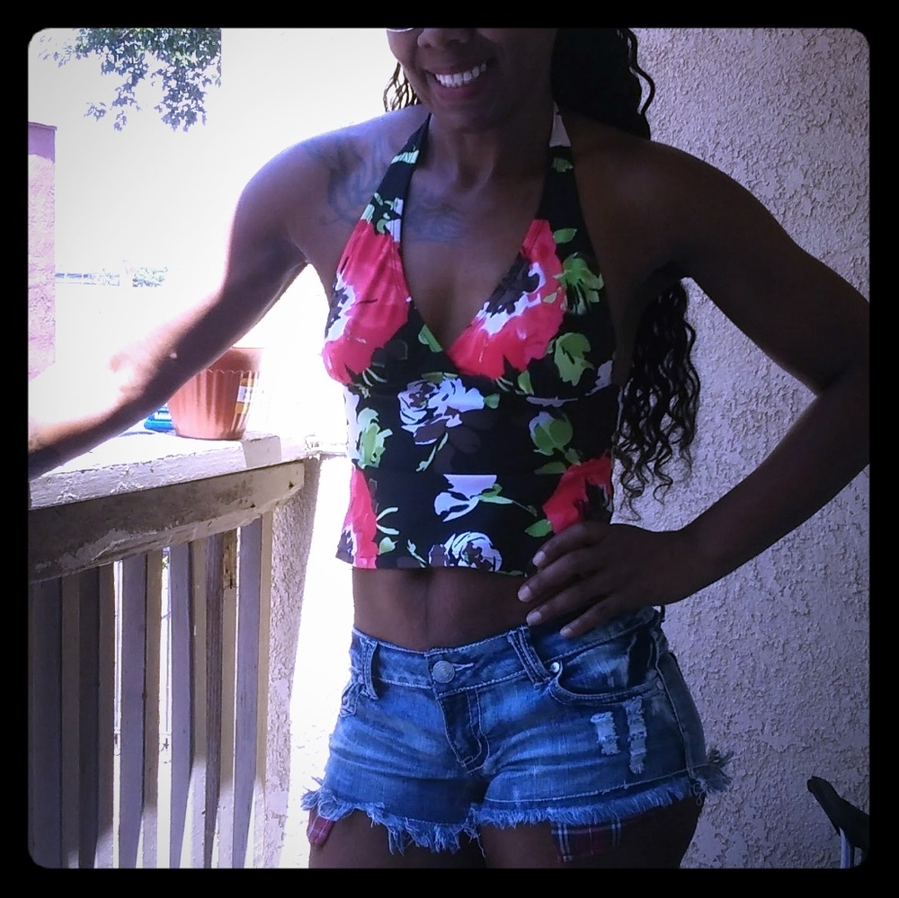 Halter top
