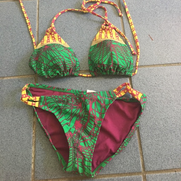 ❤️Bikini worn once to model - Picture 2 of 2