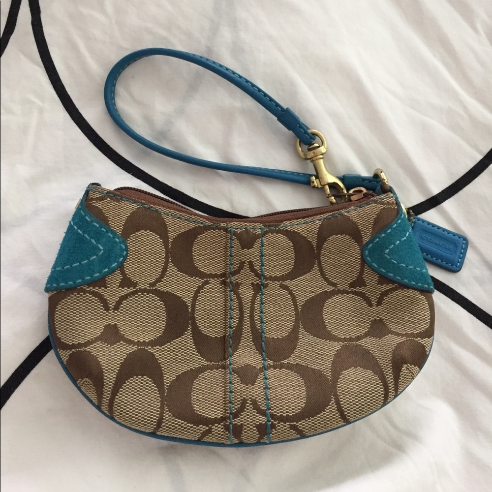 New Without Tags! Authentic Coach wristlet.