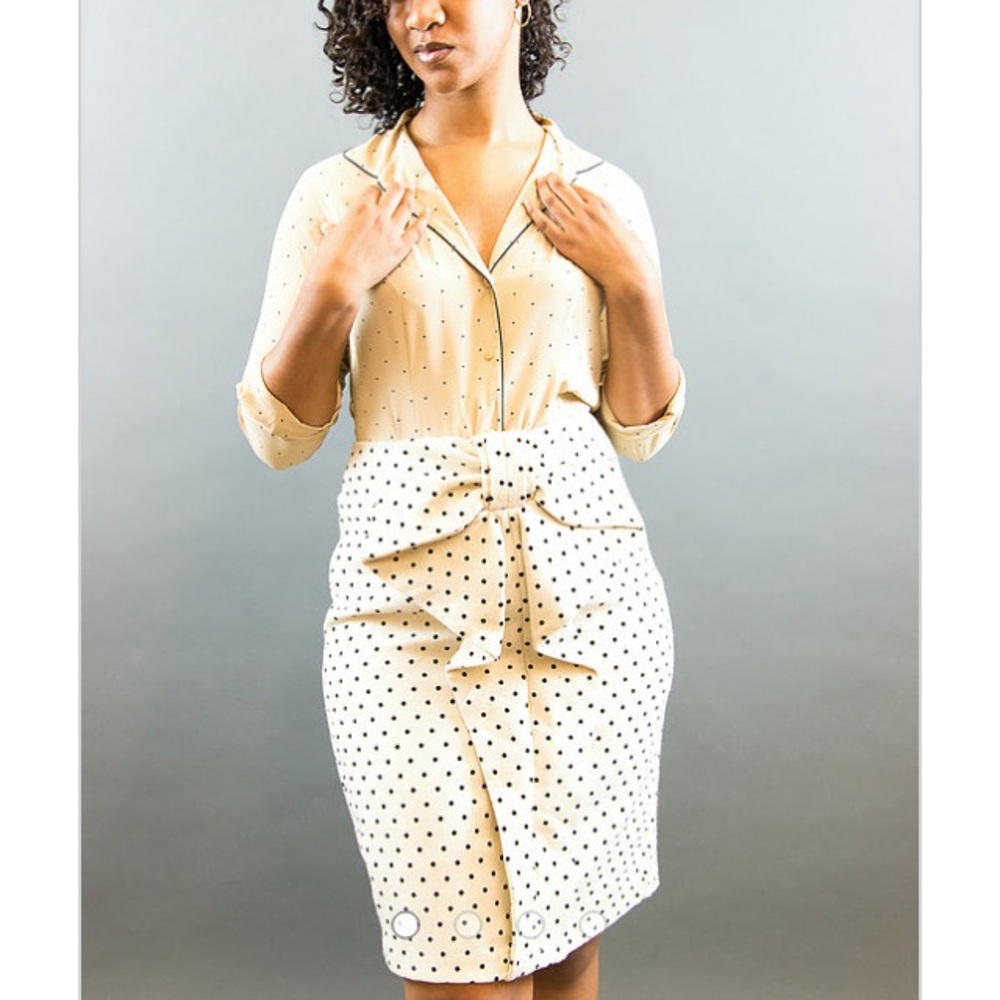 Eva Franco Timelessly Classic Bow Pencil Skirt