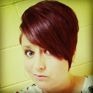 Meet your Posher, Carrie