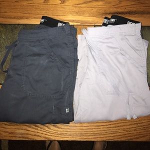 Gently worn Grey's Anatomy scrub pants 👖