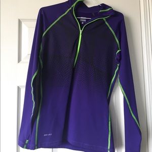 Nike running top