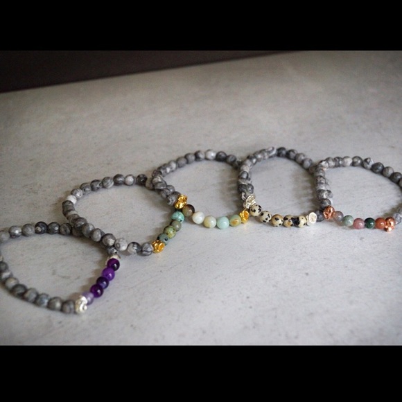 Last 2! Skull Stretch Jasper Bracelet - Picture 3 of 5