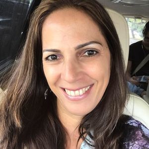 Meet your Posher, Adriana