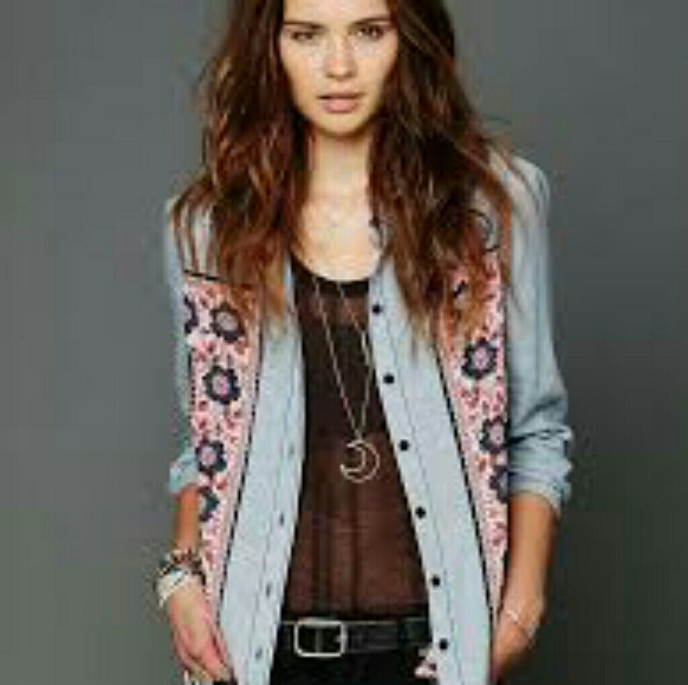 FLASH SALE! Free People Bandana Chambray Shirt