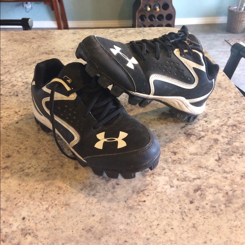 Youth Under Armour baseball cleats.