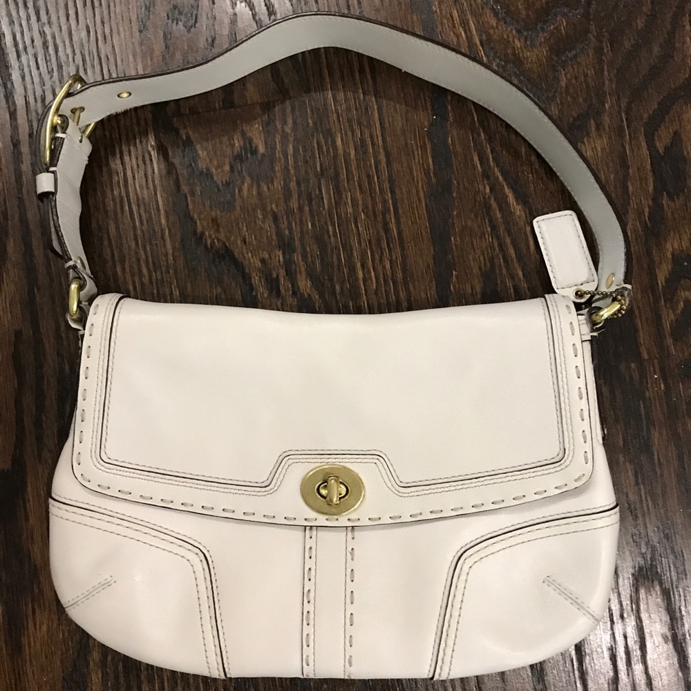 Coach Winter White Leather Shoulder Bag