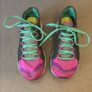 Under Armor Heat Gear Micro G Sneakers