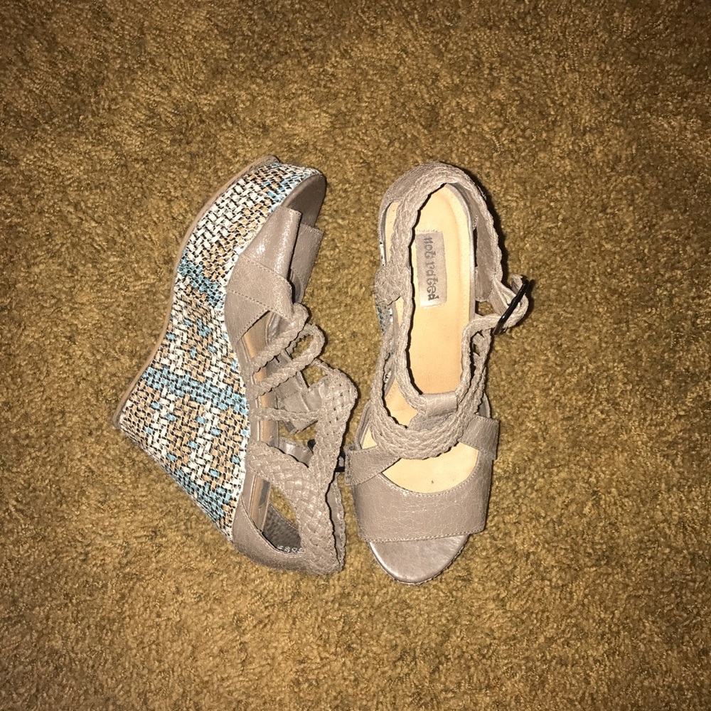 Shimmer wedges !