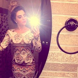 MORE PHOTOS TO GORGEOUS DRESS