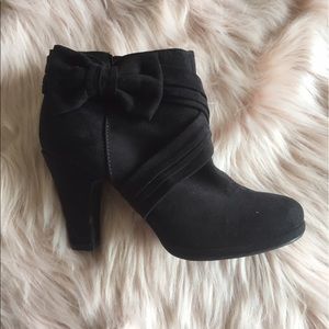 Black Bow Booties
