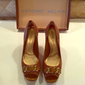 Antonio Melani caramel pumps size 7