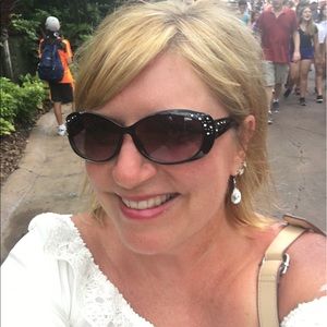 Meet your Posher, Shawna