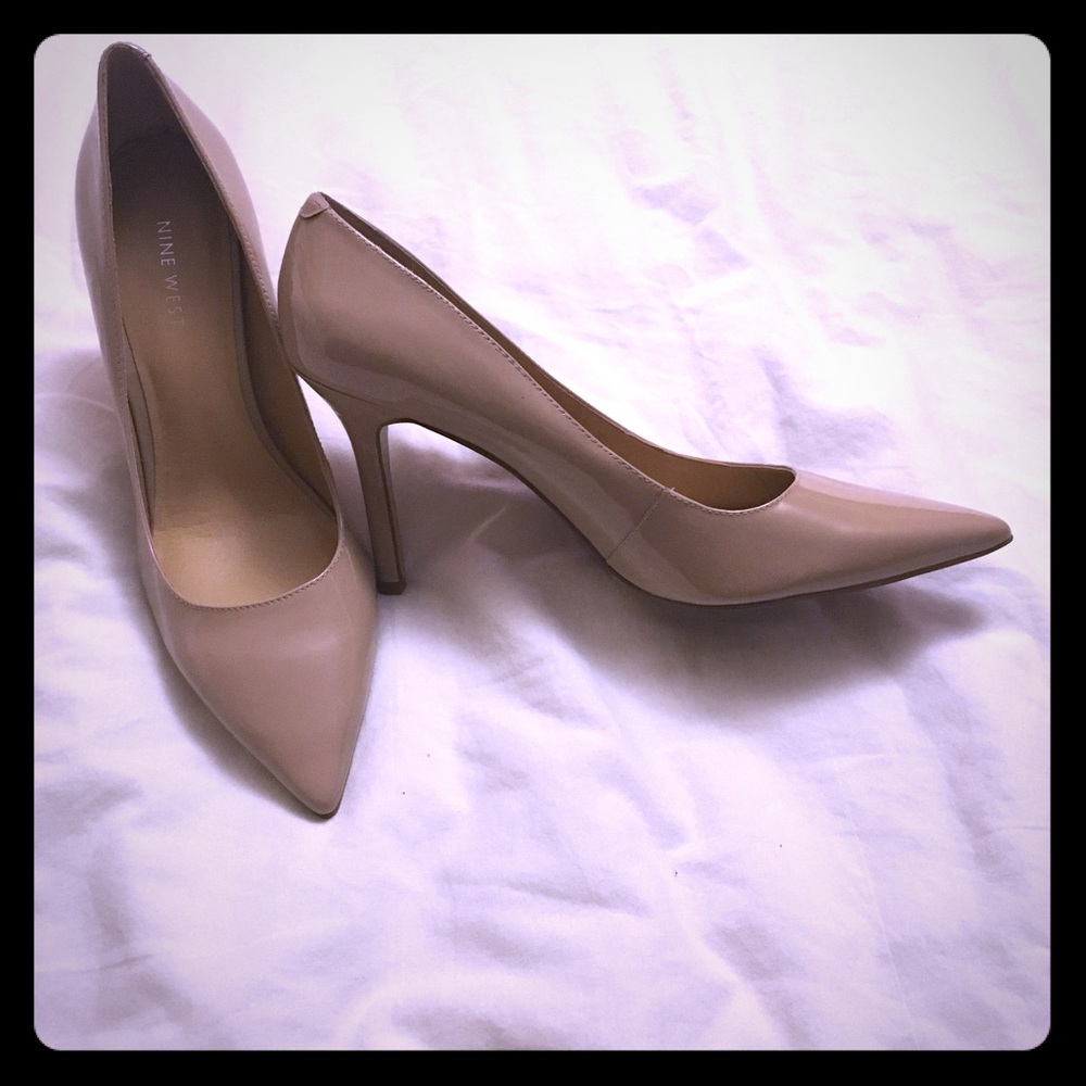Nine West patent leather pumps