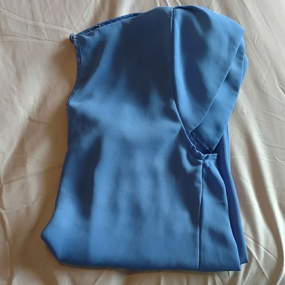 Top - Picture 3 of 4