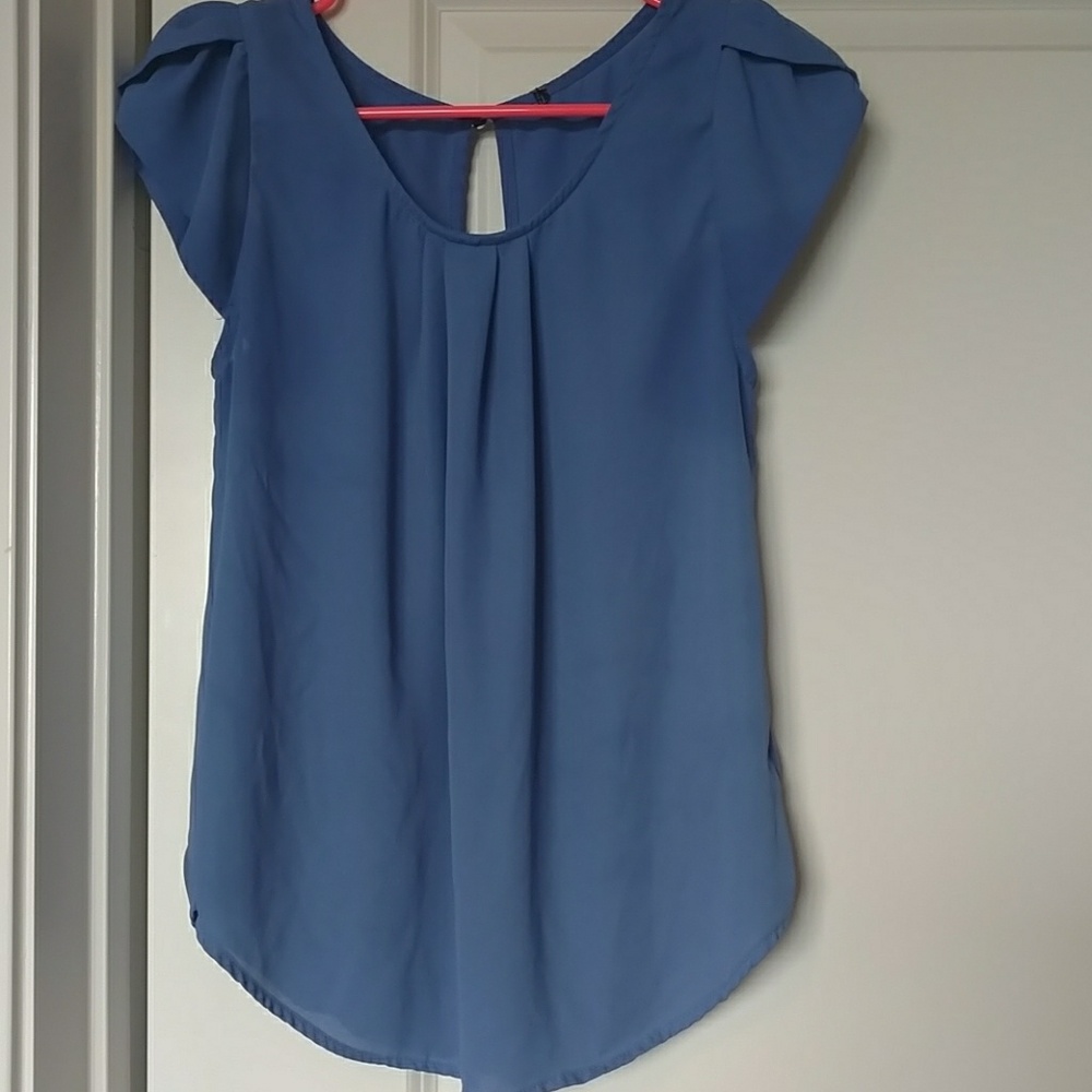 Top - Picture 4 of 4