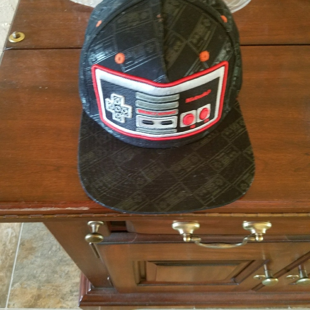 Nintendo snapback - Picture 3 of 3