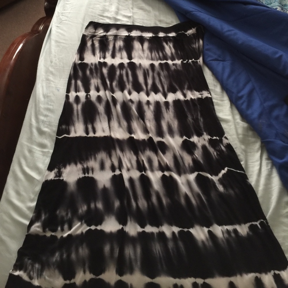 A.n.a skirt