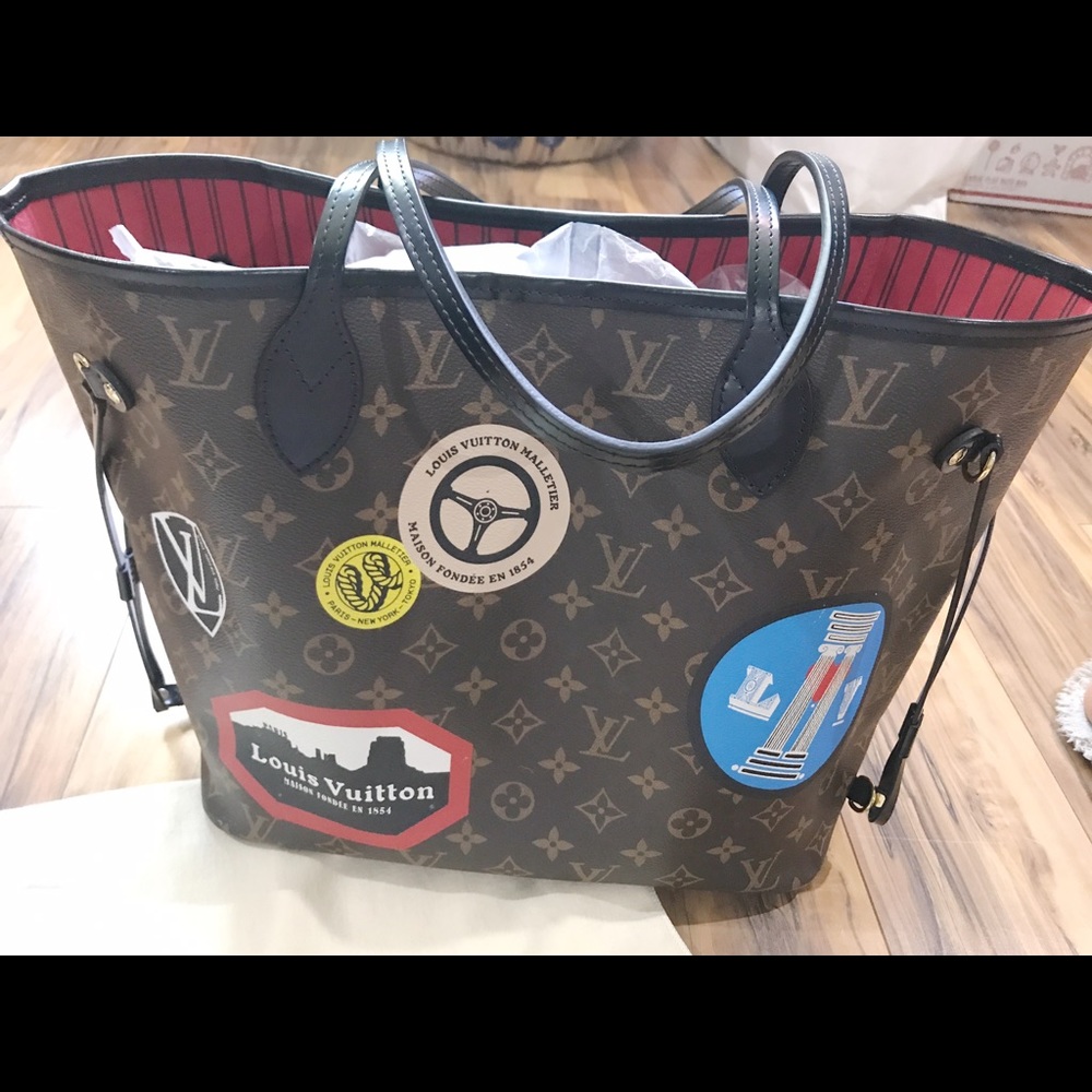 SOLD Louis Vuitton World Tour Neverfull MM