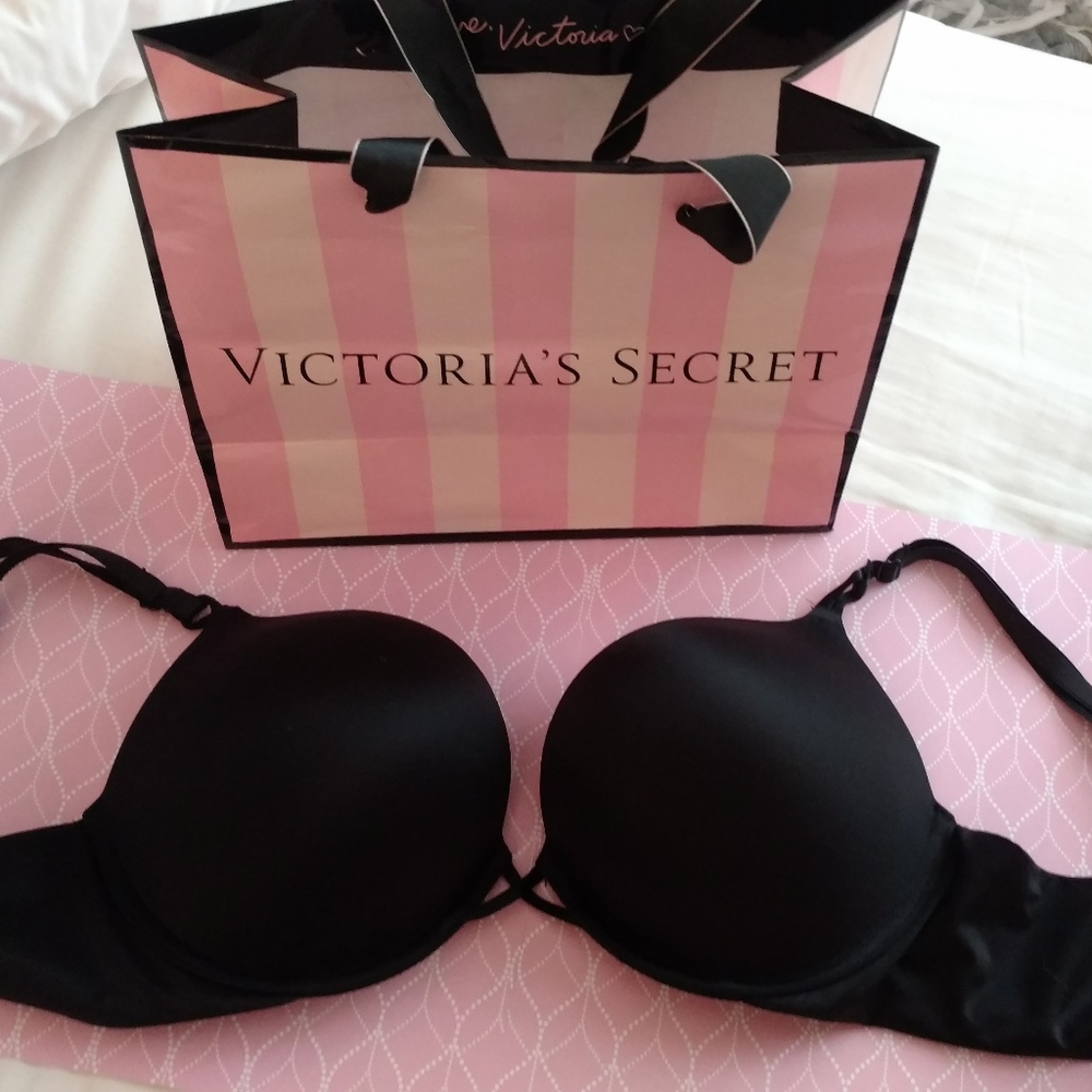 Victoria's Secret BOMBSHELL BRA 34D (NWOT)