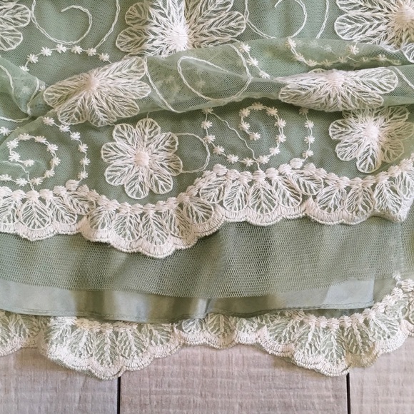 M.S.S.P. Max Studio Embroidered Dress - Picture 3 of 4