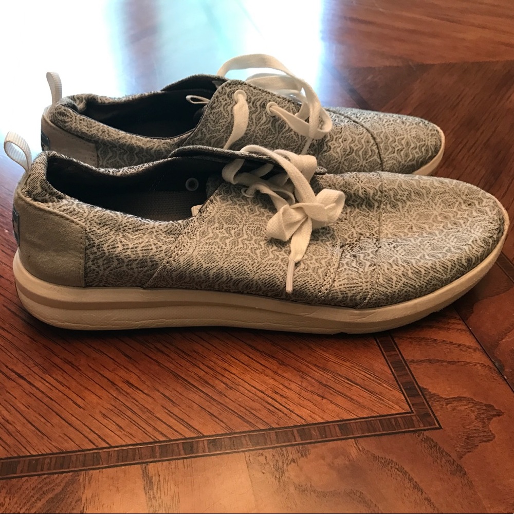 TOMS tennis shoes