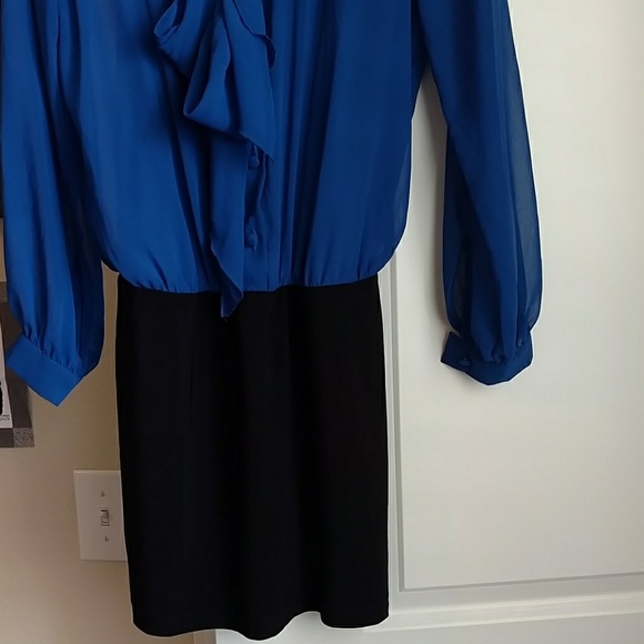 Dress - Picture 4 of 6