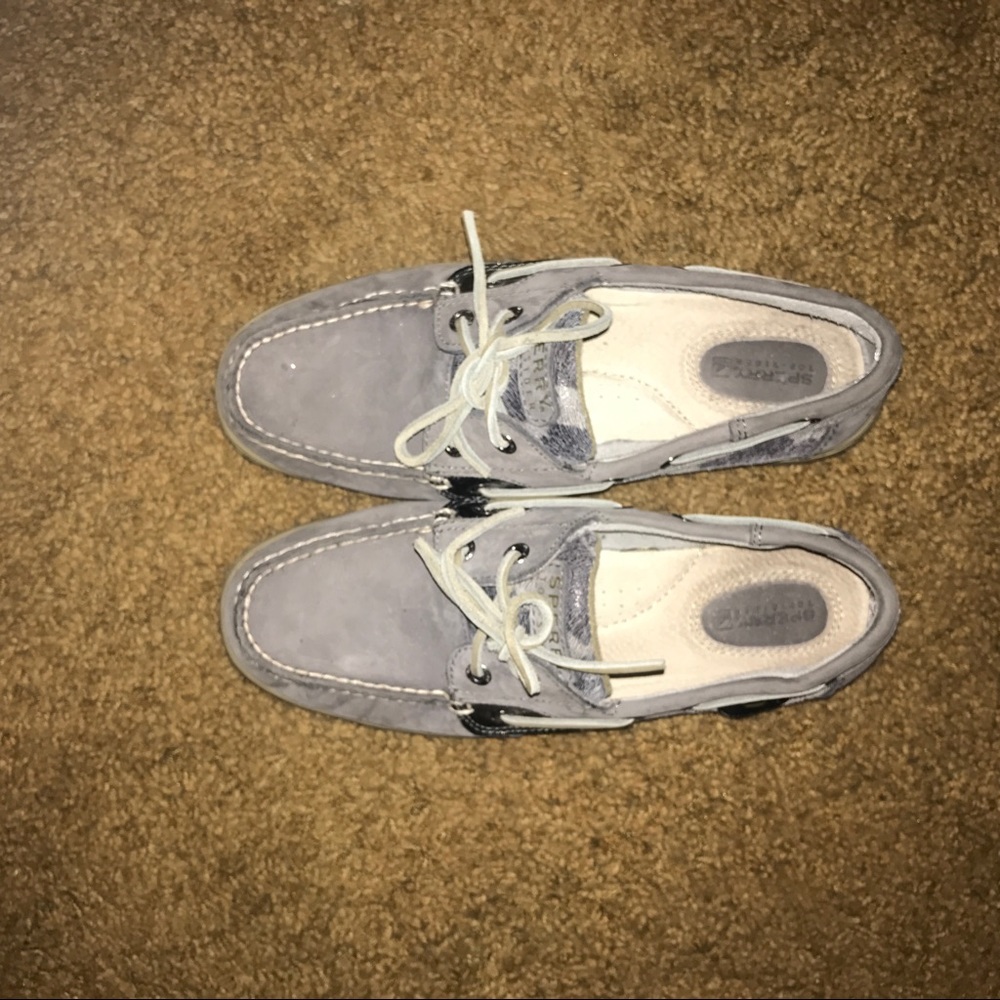 Worn once  lush Sperry's!
