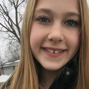 Meet your Posher, Ainsley