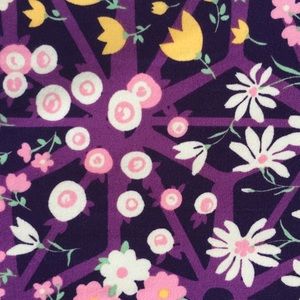 LuLaRoe TC Legging. NWT. Multi flowers. Price Firm