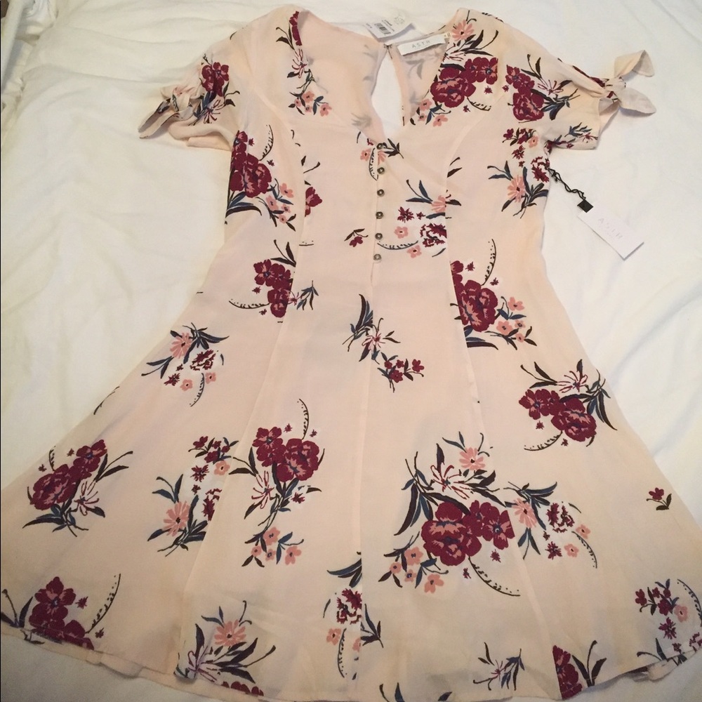 Cream Floral Print Astr Sundress