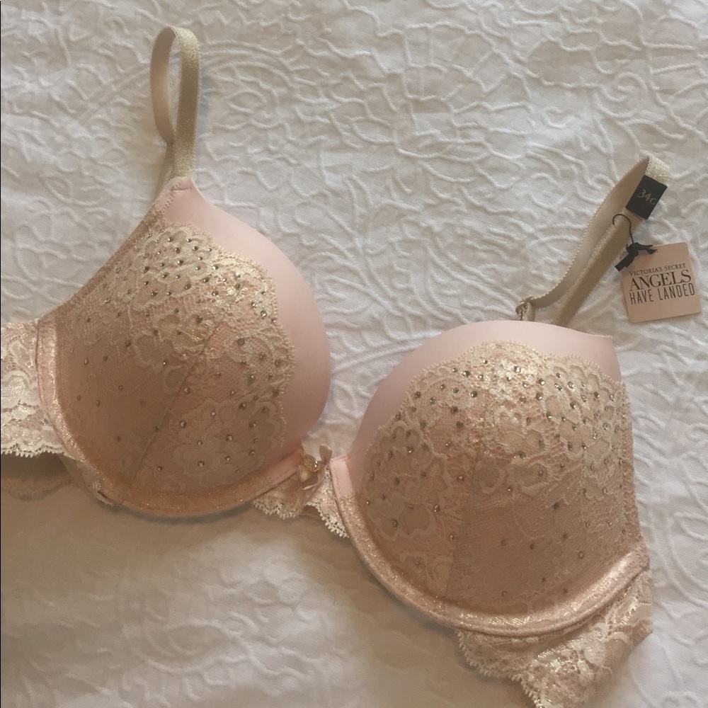 NWT RARE VS Dream Angels Push-up bra