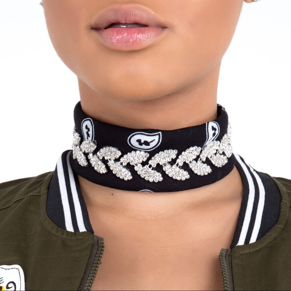 TRENDING!! Bedazzled multi-use bandanna