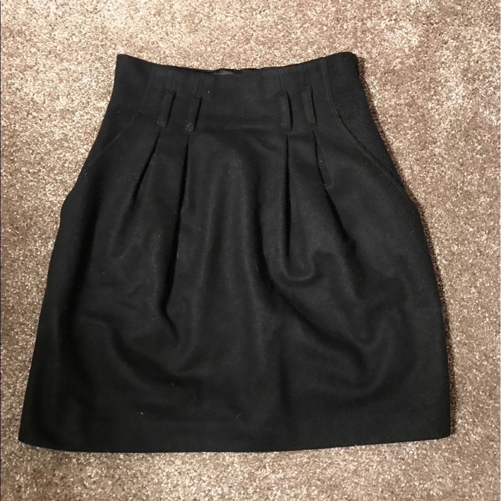🌸 High Waisted Skirt w/ Pockets