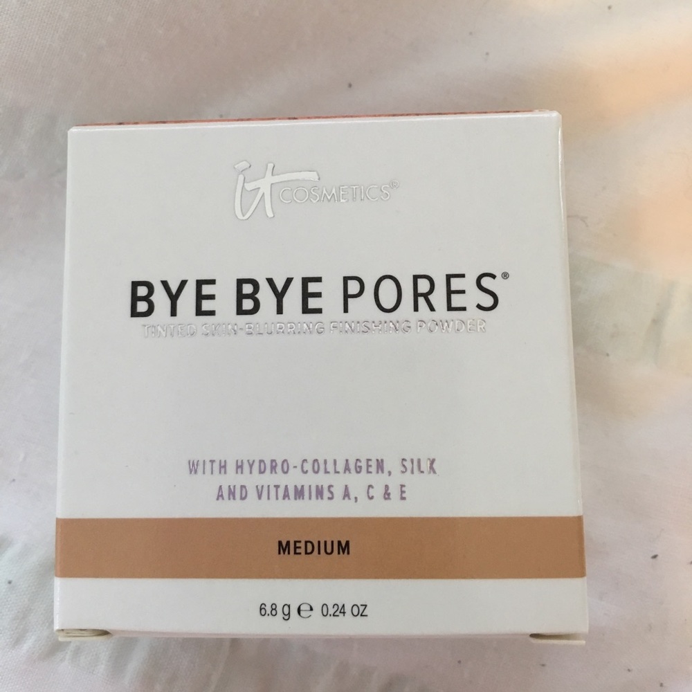 It cosmetics tinted finishing powder