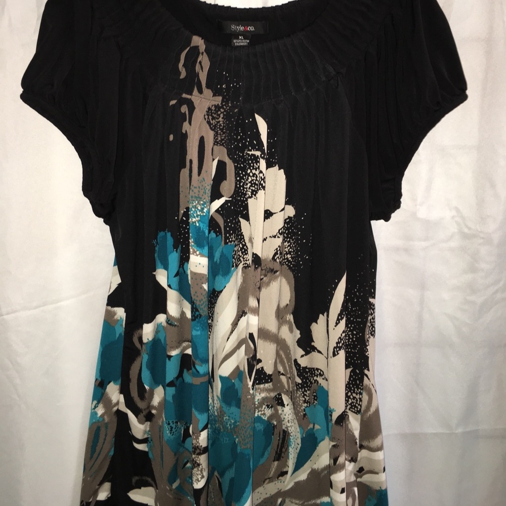 Style and Company XL ladies blouse!