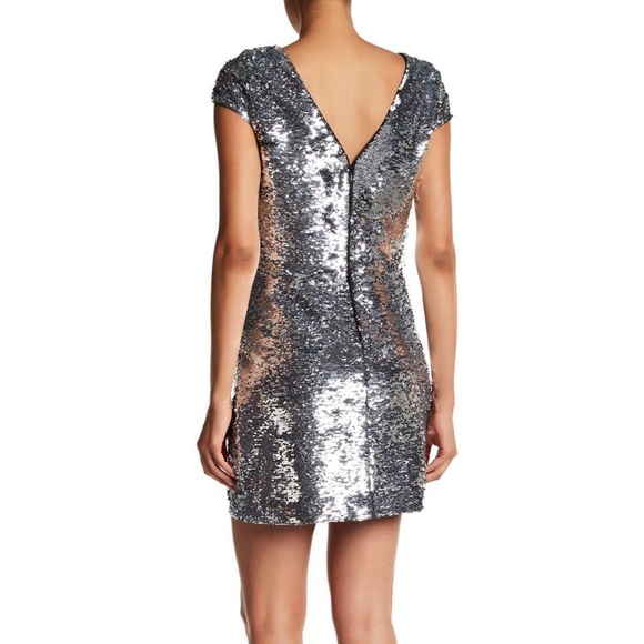 HP 🎉 Gorgeous Sequin Vince Camuto dress. NWT - Picture 2 of 3